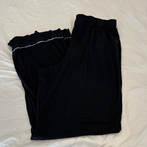 Victoria's Secret Black Kids Joggers - Picture 1 of 2